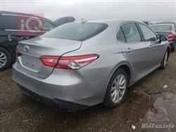 تۆیۆتا کامری